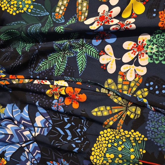 Loft- Floral Print Womens Skirt. Size S - Picture 2 of 4